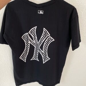 Black NY Yankees monogram check t-shirt